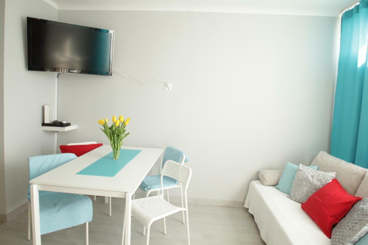 Happy Home Krochmalna Apartment Varşovia Exterior foto